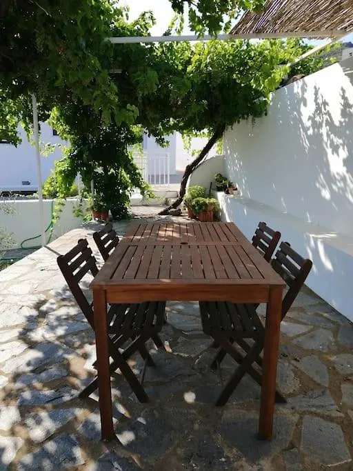 Casa Jardin. Vivienda Rural En Zona Tranquila. Villa Lucainena de las Torres Holiday home